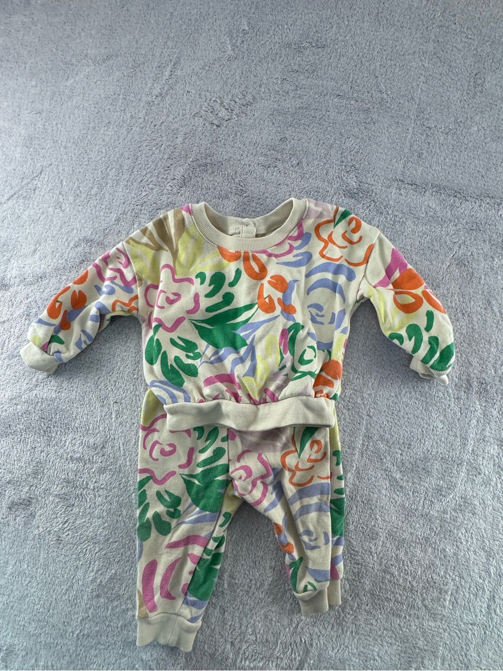 GAP Cream Floral Print Kids Pajama Set with Bright Accents